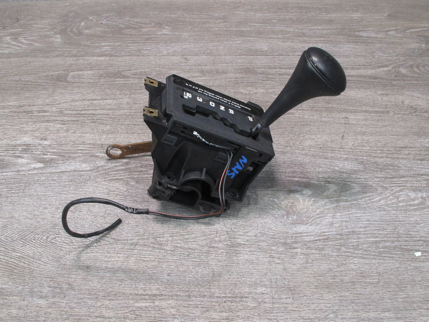 86-91 Mercedes W126 A/T Automatic Transmission Gear Shifter Selector OEM