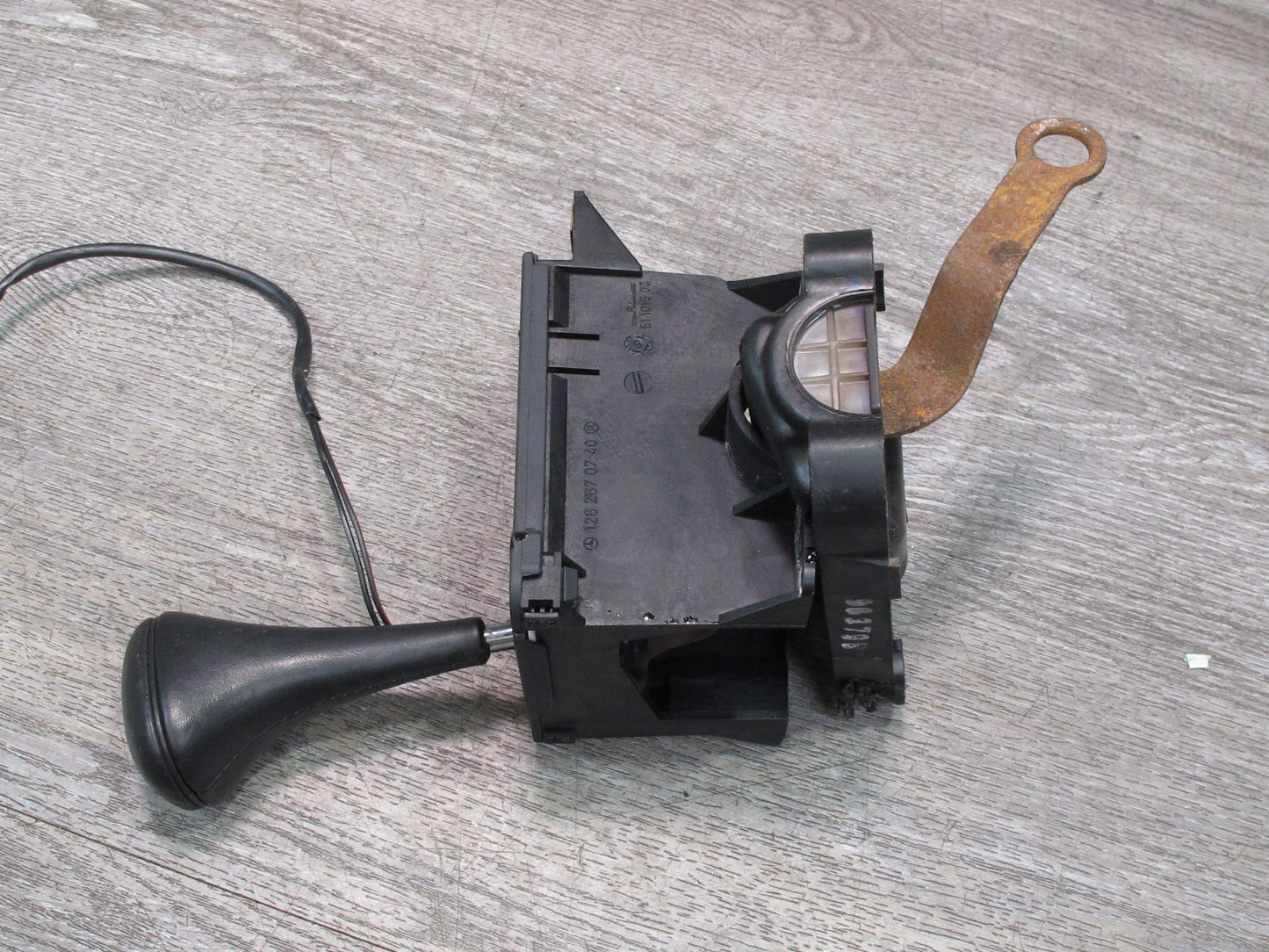 86-91 Mercedes W126 A/T Automatic Transmission Gear Shifter Selector OEM
