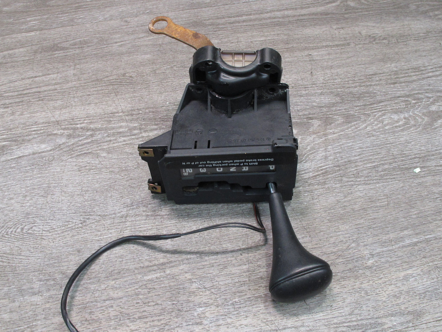 86-91 Mercedes W126 A/T Automatic Transmission Gear Shifter Selector OEM