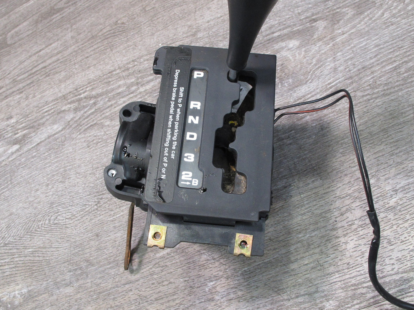 86-91 Mercedes W126 A/T Automatic Transmission Gear Shifter Selector OEM