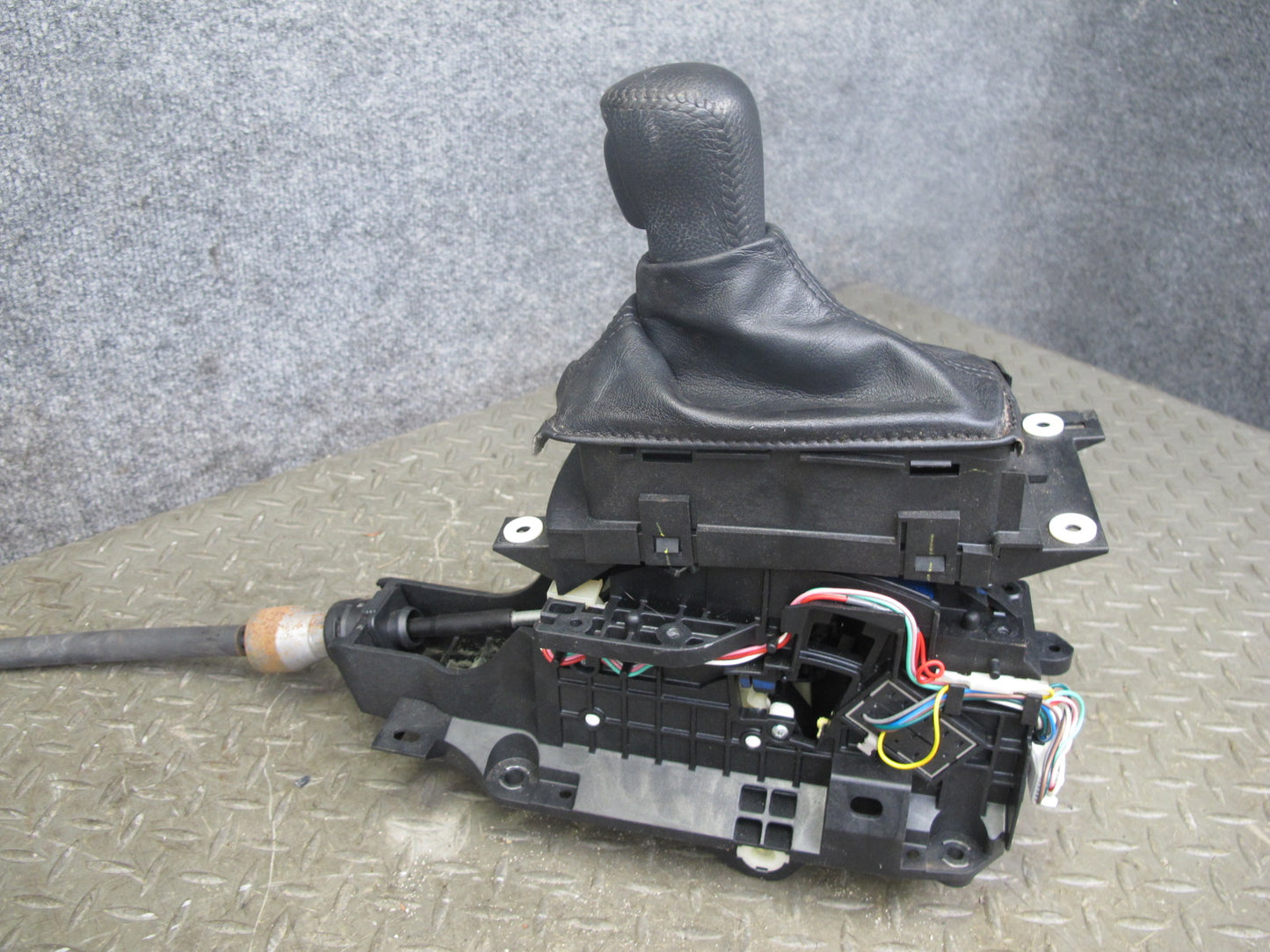 2014-2015 Infiniti QX60 Automatic Transmission Gear Shifter w Cable