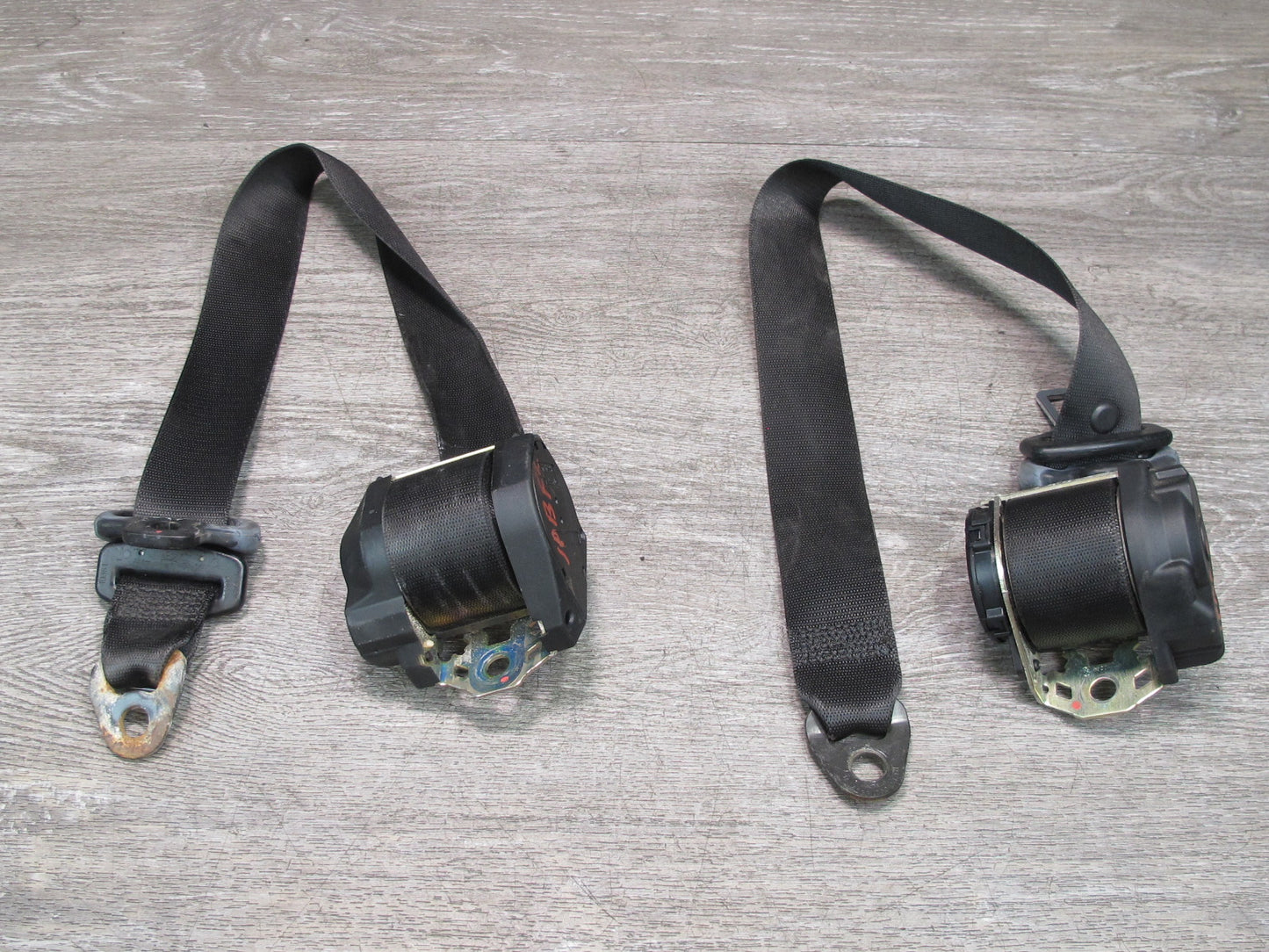 97-01 PORSCHE BOXSTER 986 FRONT LEFT & RIGHT SIDE SEATBELT RETRACTOR SET OEM
