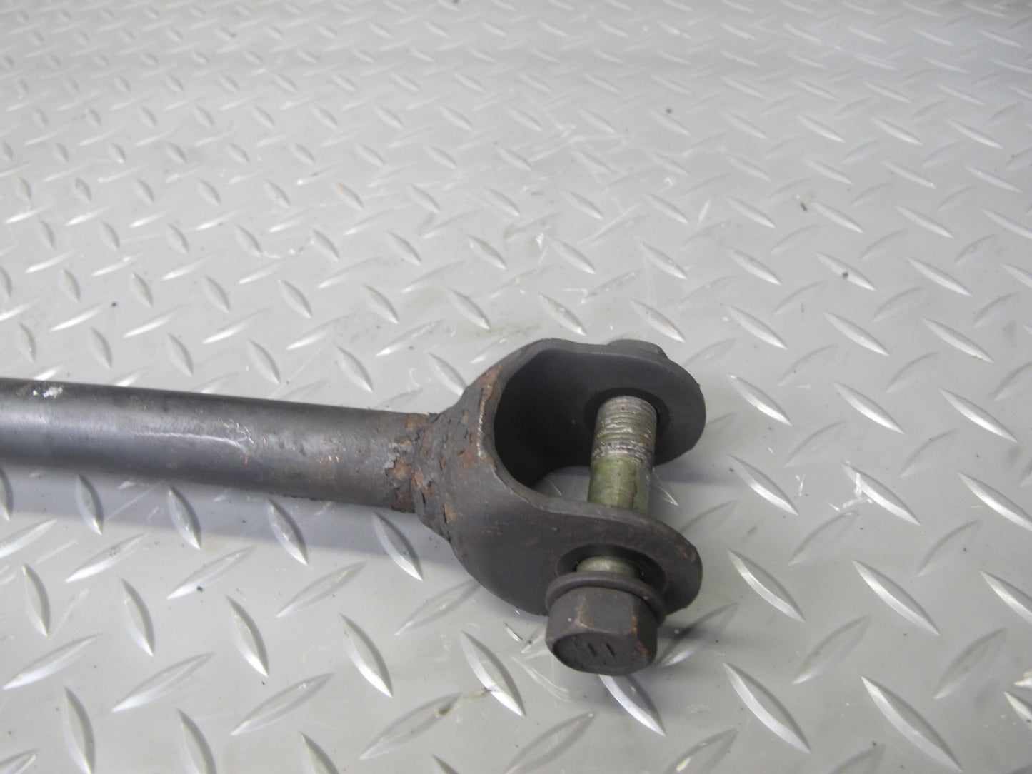 92-96 Lexus UZZ30L SC300 SC400 Set of 2 Rear Left & Right Strut Bar OEM