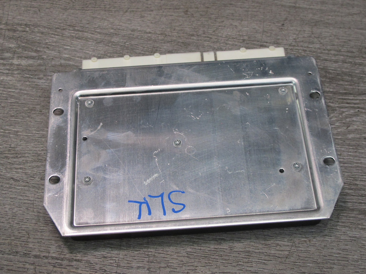 07-12 Mercedes R230 SL550 SL600 ABC Suspension Control Module 2305405545 OEM