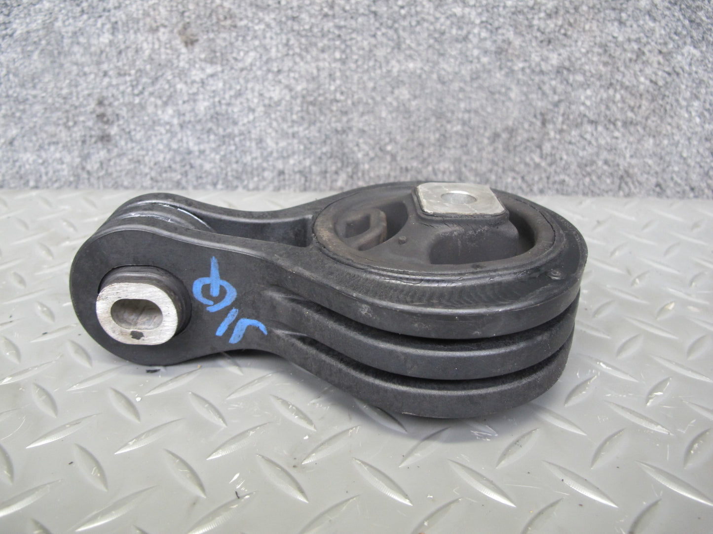 2014-2017 Infiniti QX60 2.5L Hybrid Engine Motor Right Mount Torque Rod