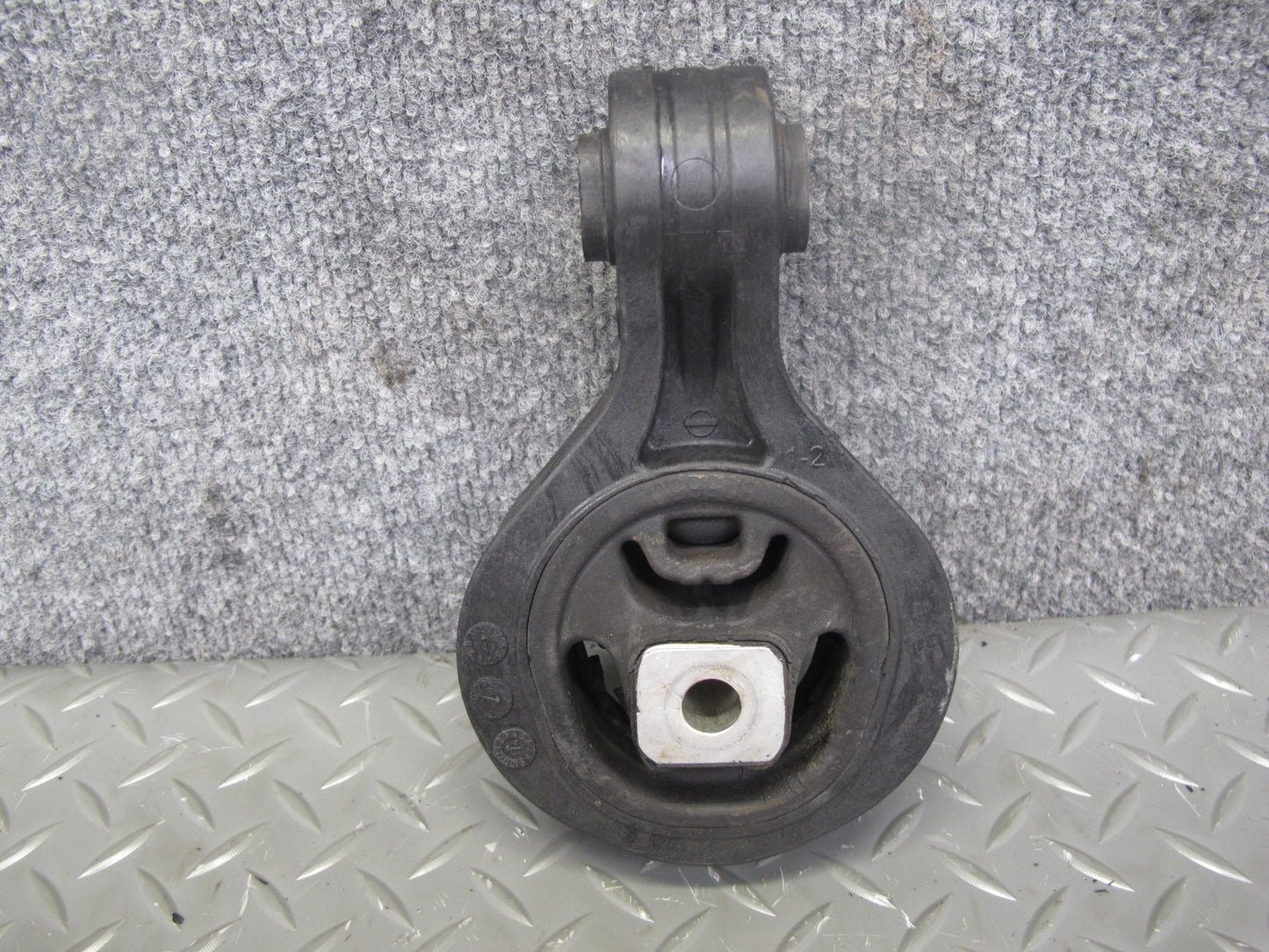 2014-2017 Infiniti QX60 2.5L Hybrid Engine Motor Right Mount Torque Rod