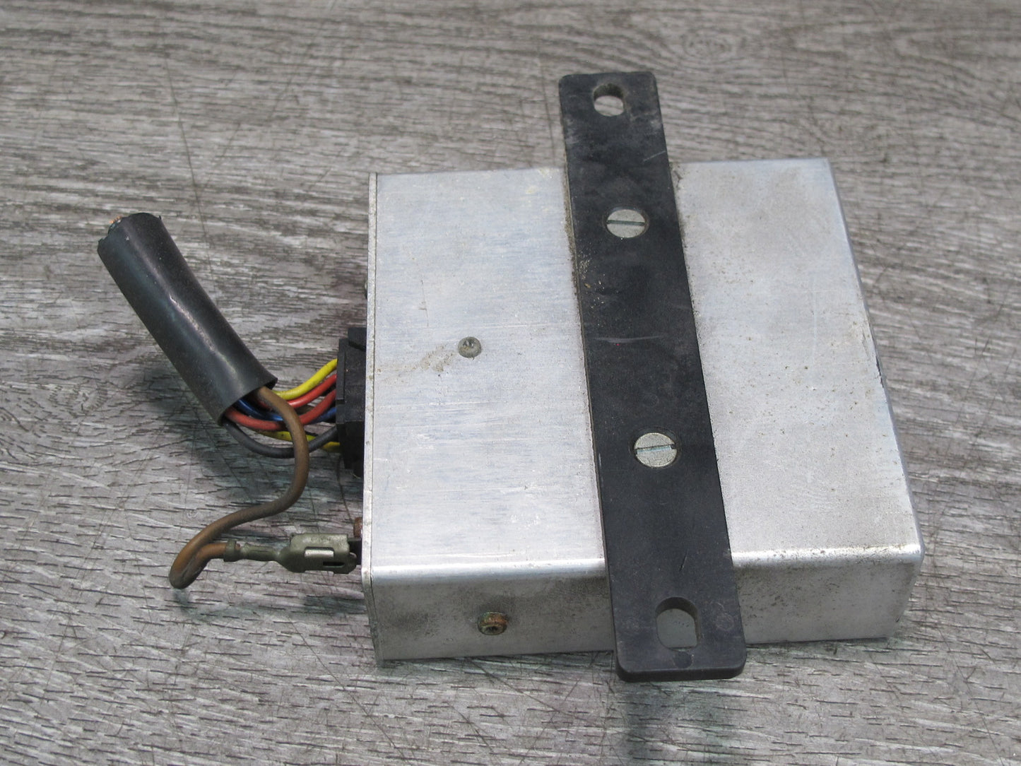 86-91 Mercedes W126 C126 Coupe Radio Amplifier Module 1268201989 OEM