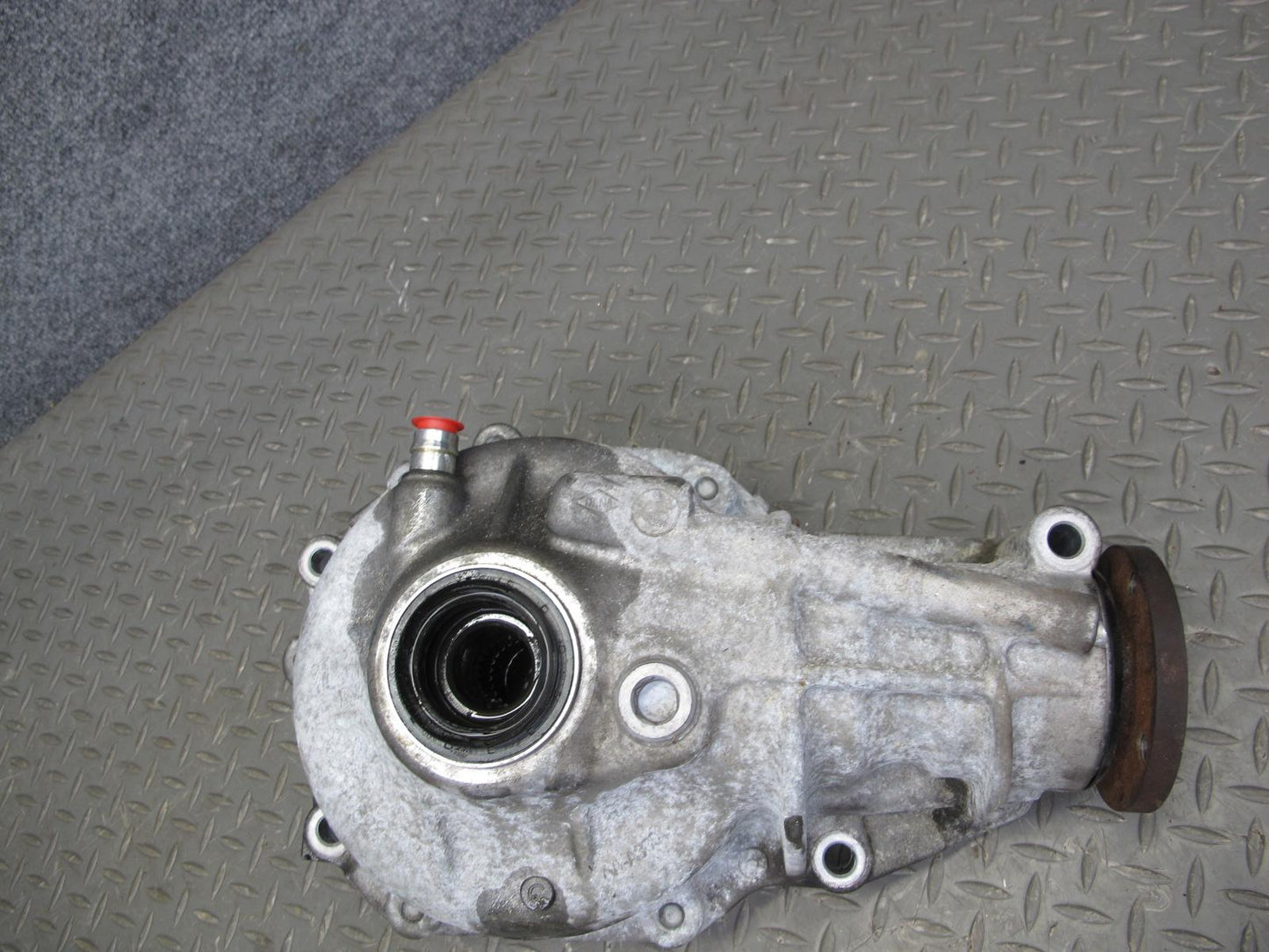2008-2010 BMW X6 E71 E72 Front Axle Differential Carrier Gear Ratio 3.64