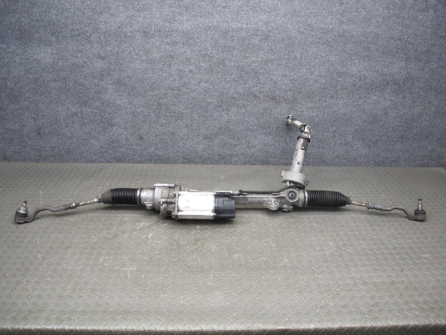 2010-2011 BMW X6 E72 Hybrid Electric Steering Rack & Pinion Gear Box Assembly