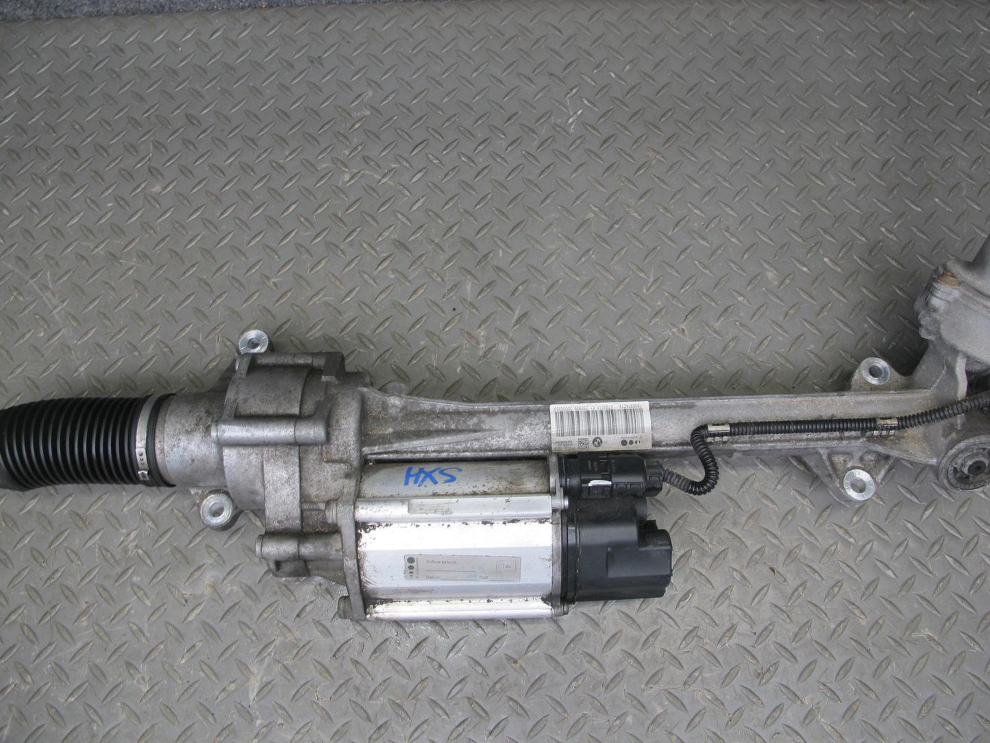 2010-2011 BMW X6 E72 Hybrid Electric Steering Rack & Pinion Gear Box Assembly