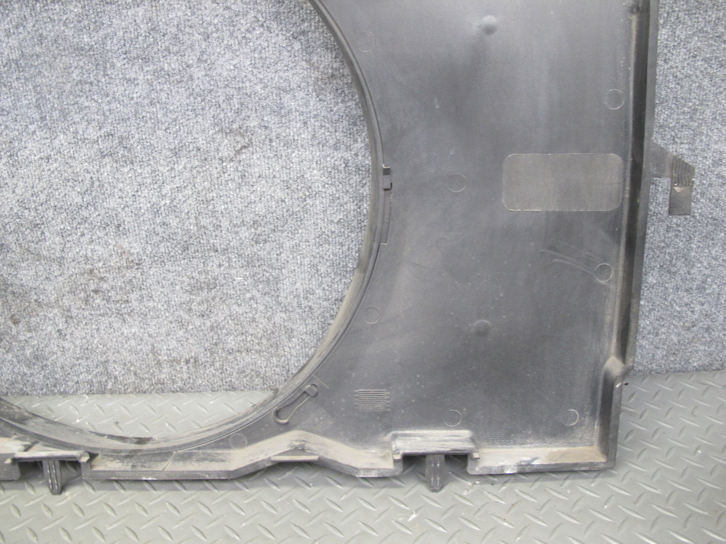 94-99 Mercedes W140 S500 Engine Cooling Radiator Fan Shroud 1405000255 OEM