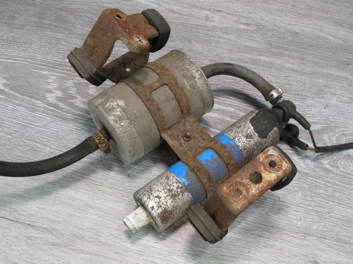 96-99 Mercedes W140 S500 Fuel Pump Filter Assembly OEM