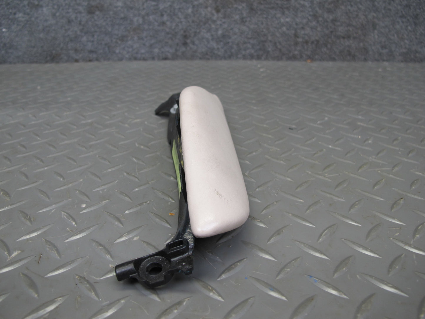 08-14 BMW X6 E71 E72 Front Right & Left Center Console Knee Pad Leather Trim Set