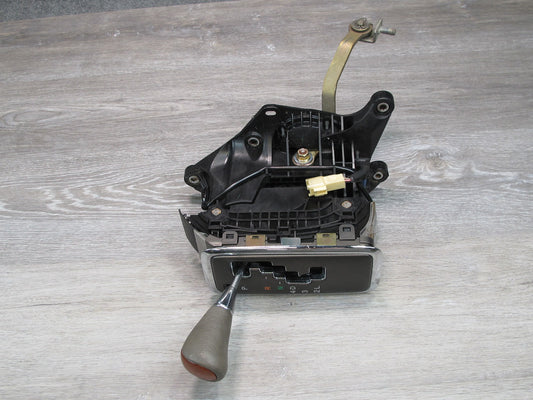 01-03 Lexus UCF30L LS430 A/T Automatic Transmission Shifter Assembly OEM