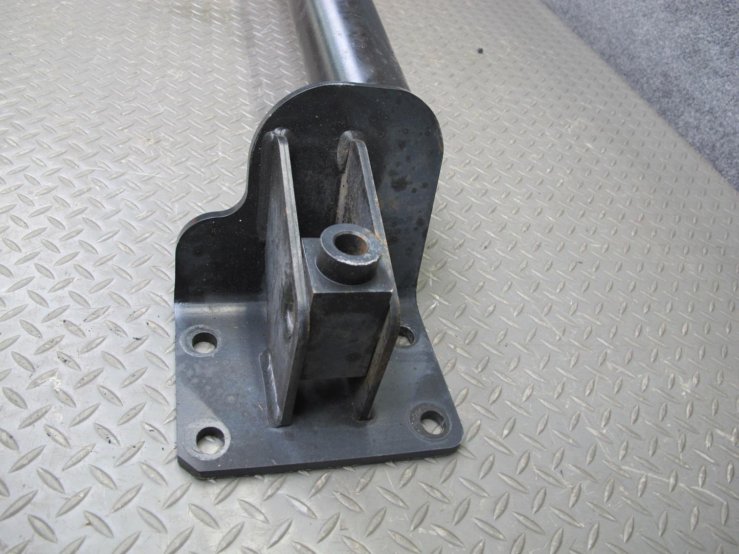 2008-2014 BMW E72 X6 Rear Trailer Hitch Cross Bar Beam