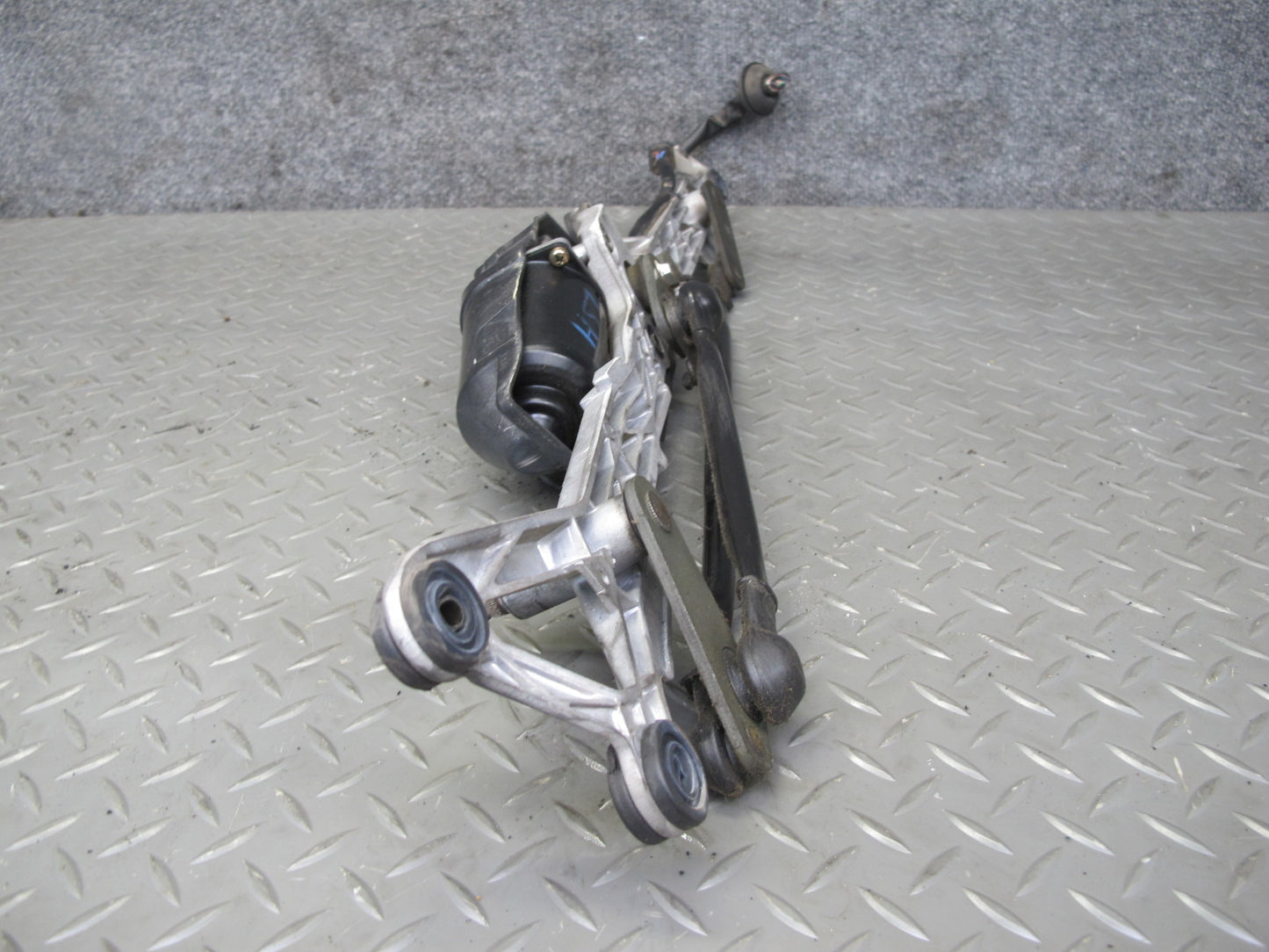 95-00 Lexus UCF20L LS400 Windshield Wiper Transmission Linkage w Motor OEM