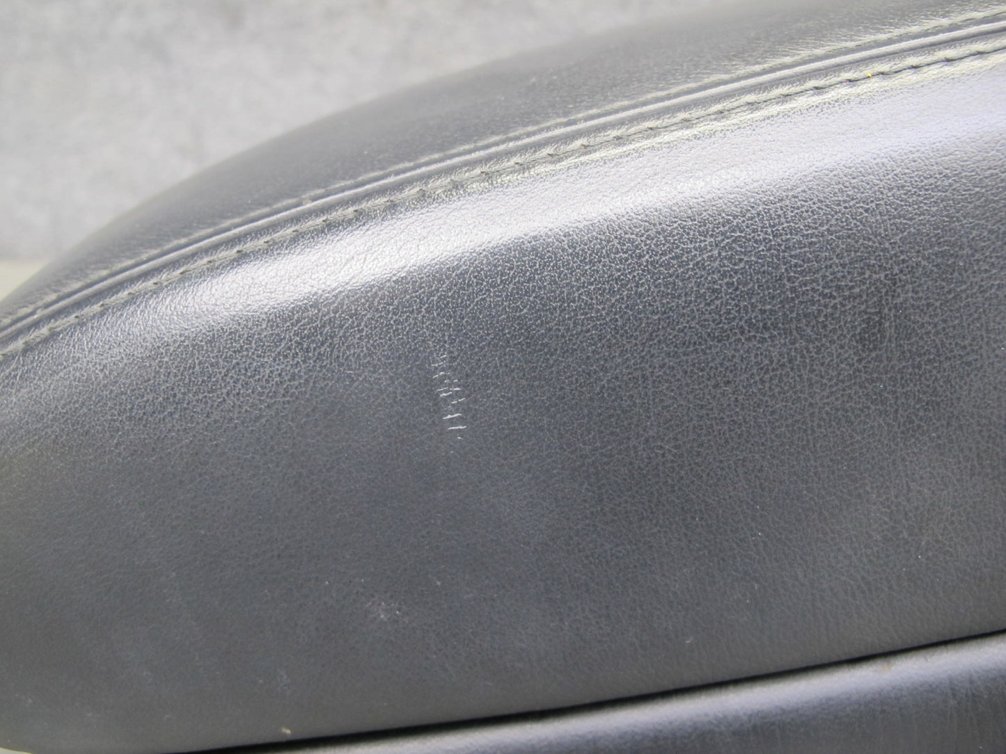 98-00 Lexus UCF20L LS400 Center Console Armrest Lid Storage w Phone OEM