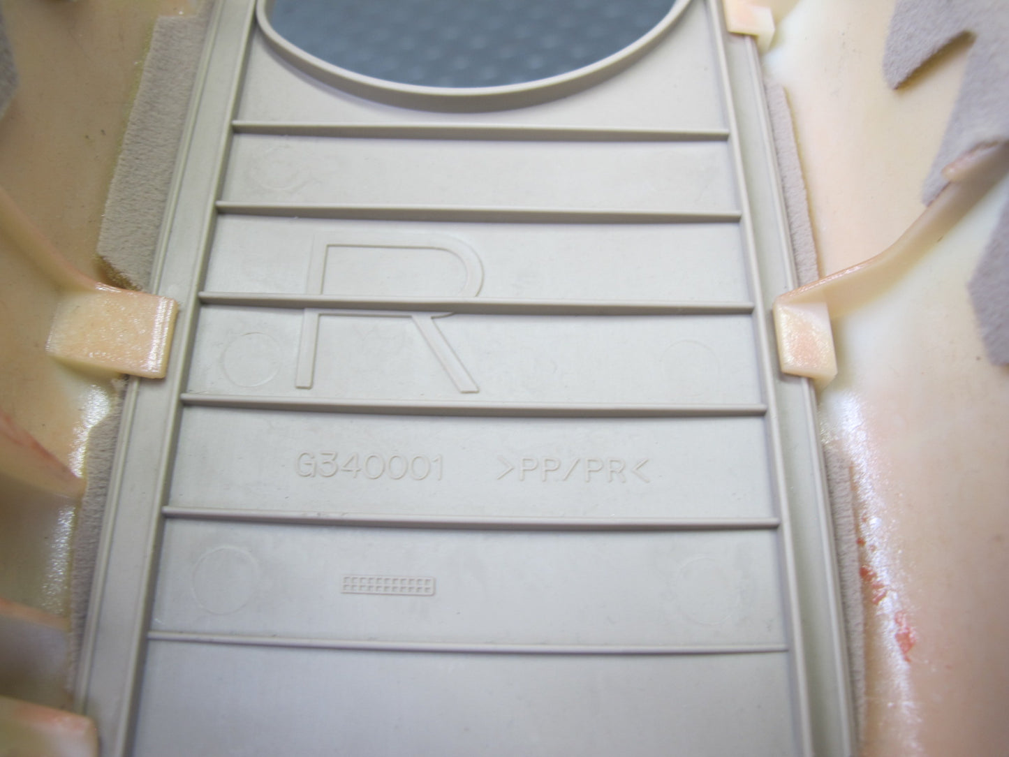 01-05 Lexus GS430 GS300 Set of 2 Center Upper B Pillar Trim Panel Ivory OEM