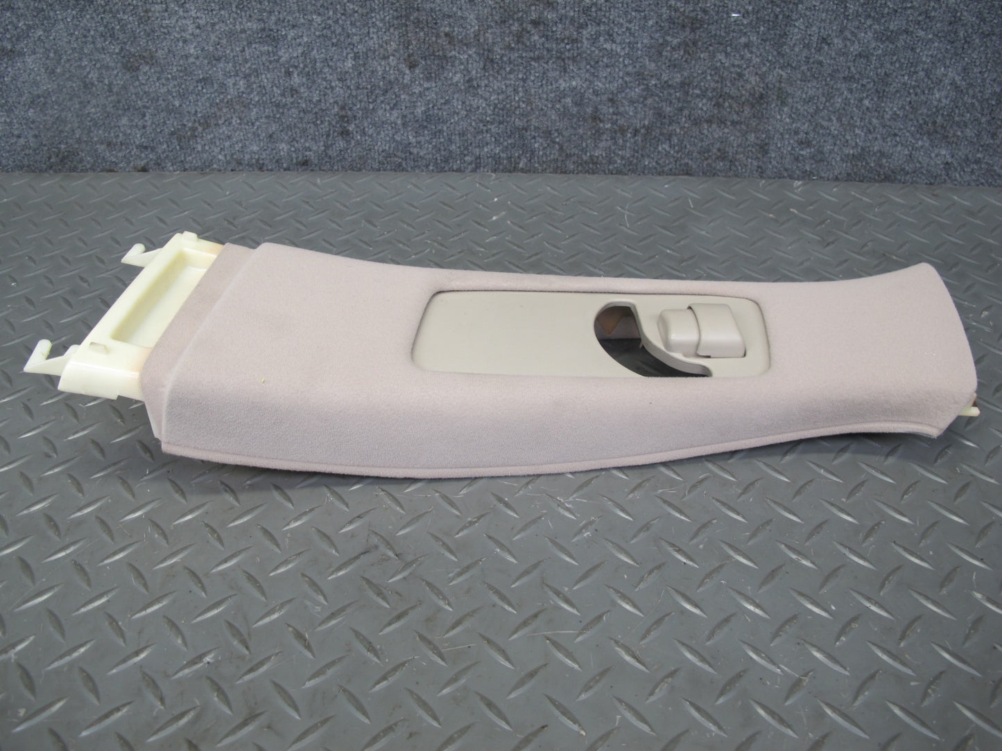 01-05 Lexus GS430 GS300 Set of 2 Center Upper B Pillar Trim Panel Ivory OEM