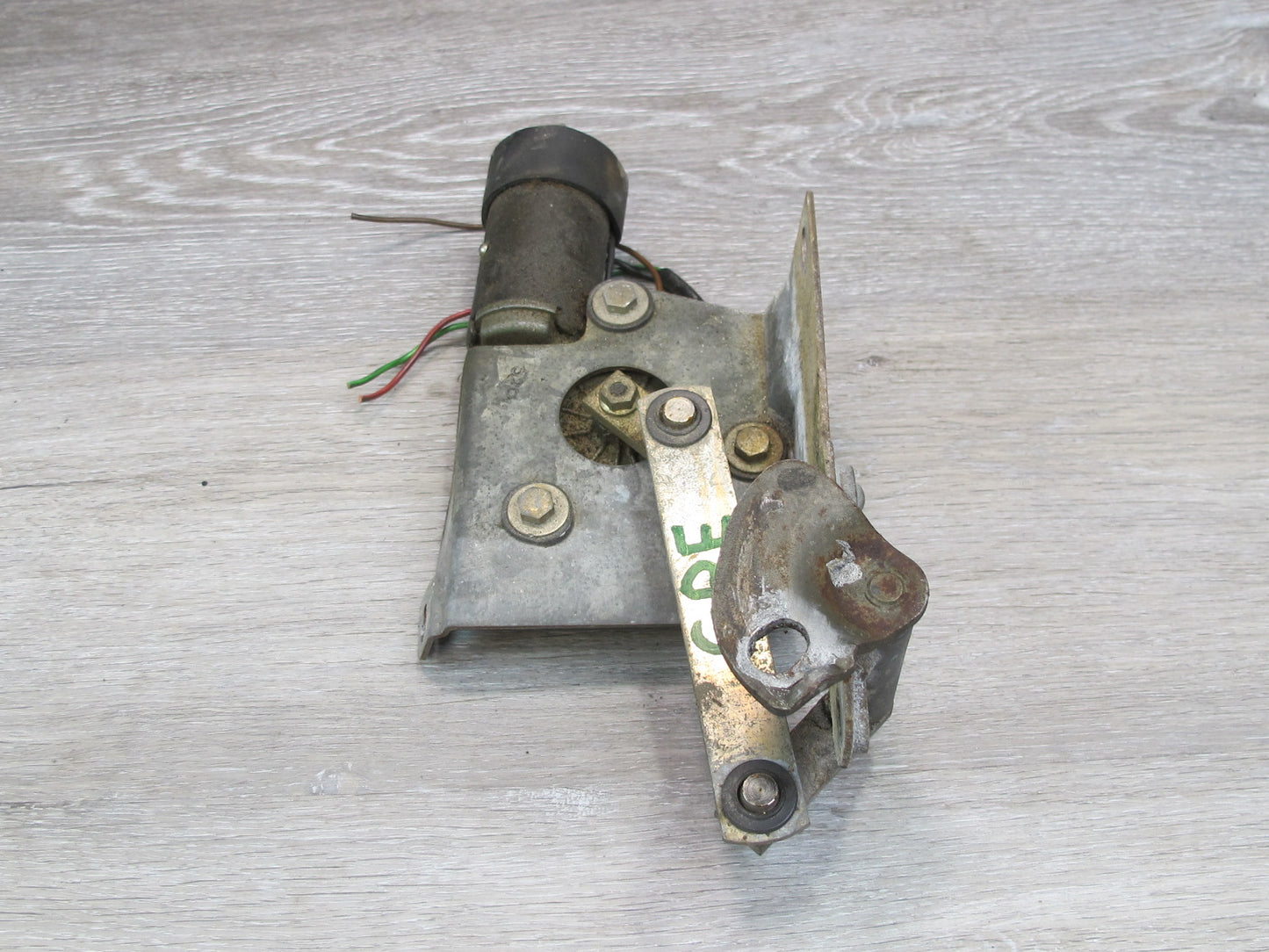 1984-1995 Porsche 928 S Rear Hatch Trunk Tail Gate Wiper Motor Assembly