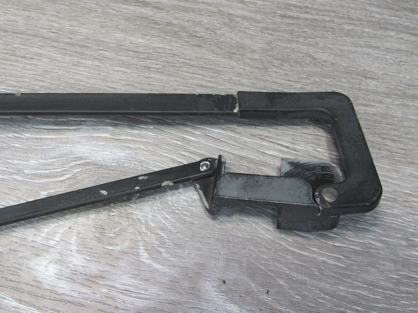 1983-1986 Porsche 928 S Rear Hatch Tail Gate Trunk Wiper Arm Set of 2