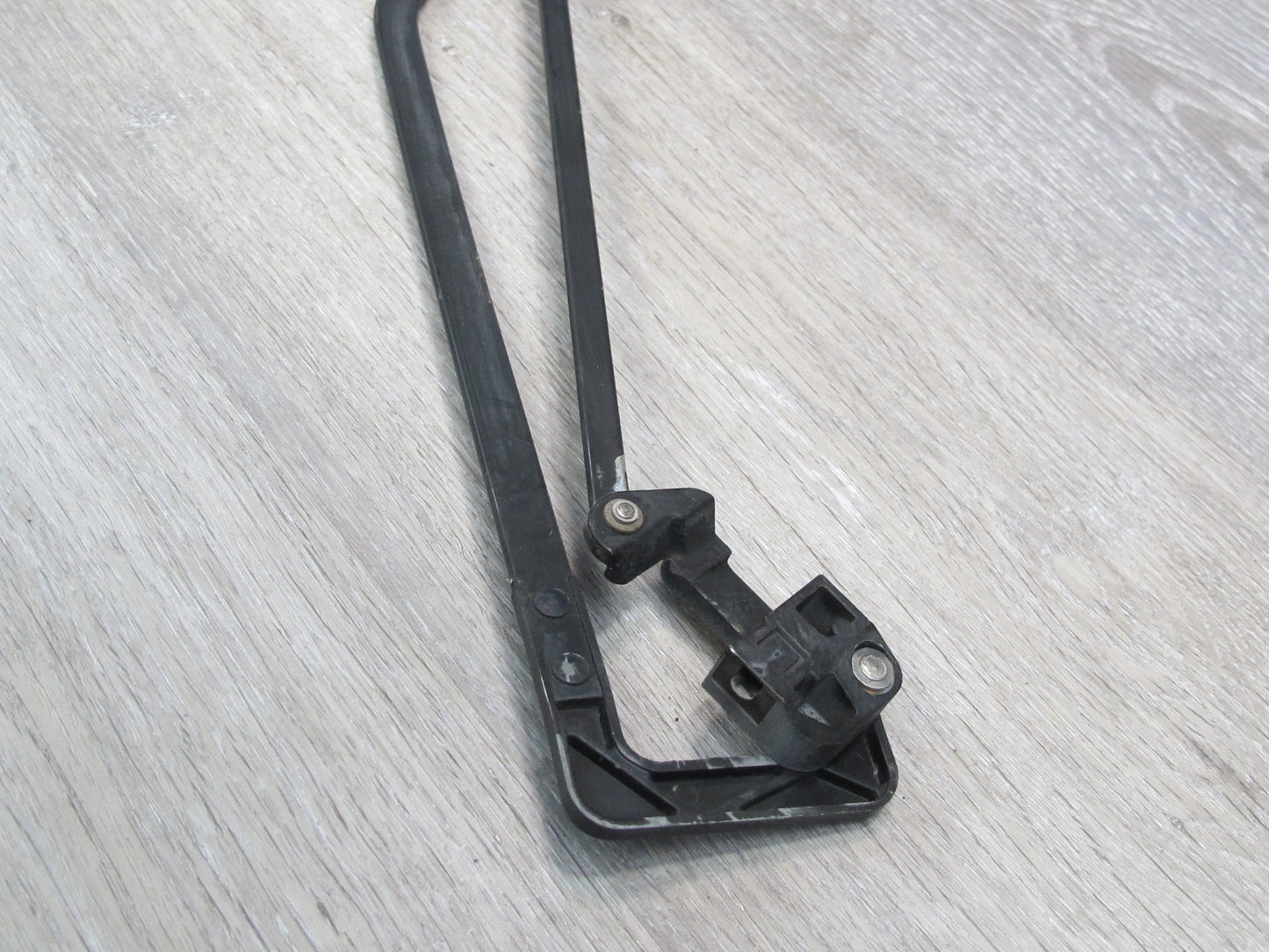 1983-1986 Porsche 928 S Rear Hatch Tail Gate Trunk Wiper Arm Set of 2