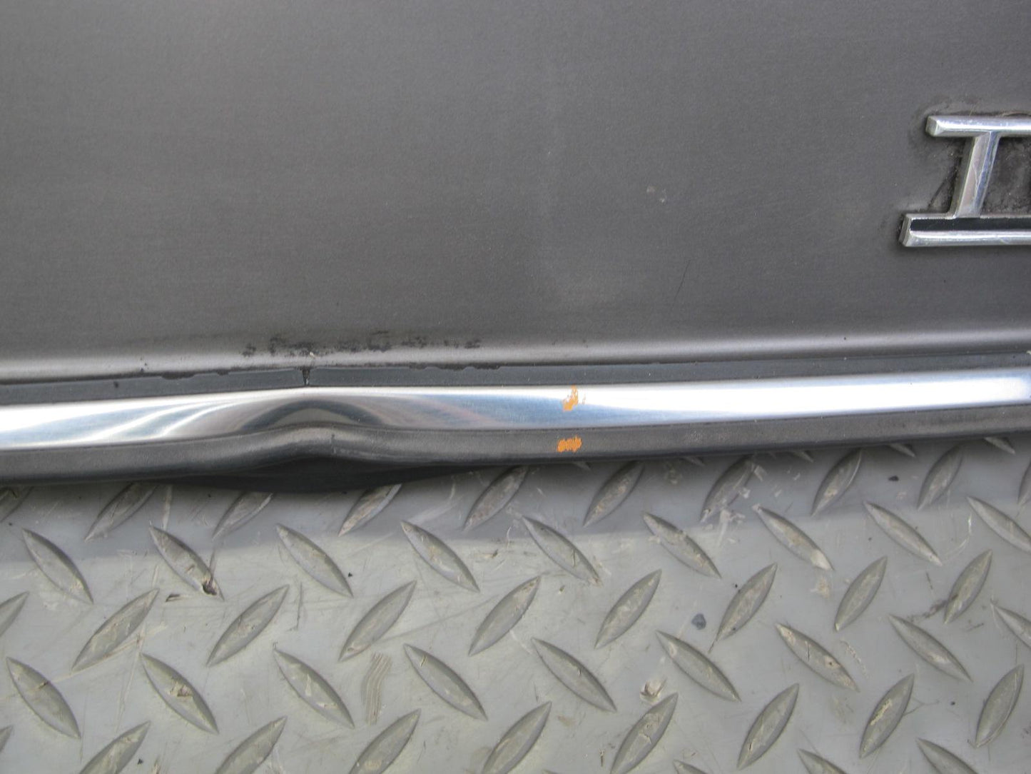 77-85 Mercedes W123 Sedan Rear Trunk Deck Lid Shell Cover Panel OEM