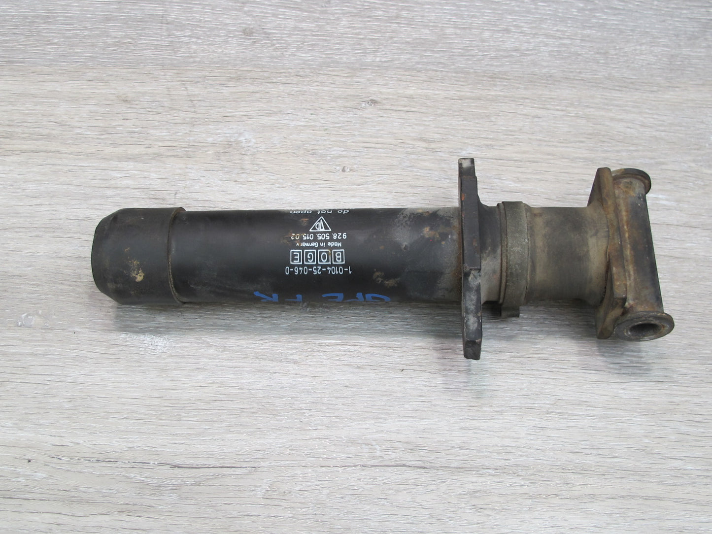 1983-1986 Porsche 928 S Front Left & Right Side Bumper Shock Impact Absorber Set