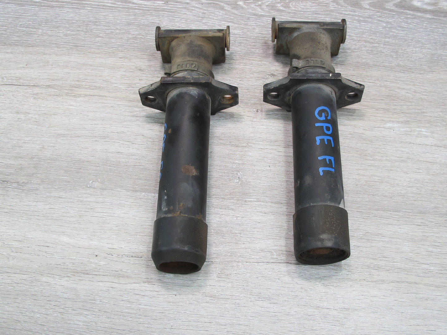 1983-1986 Porsche 928 S Front Left & Right Side Bumper Shock Impact Absorber Set