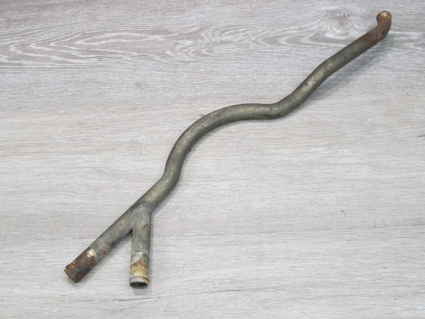 1983-1984 Porsche 928 S 4.7L Engine Coolant Hose Pipe Line Tube