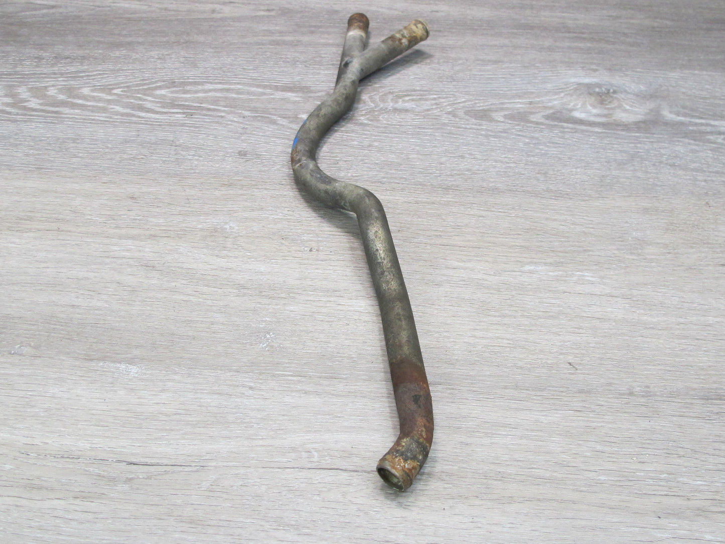1983-1984 Porsche 928 S 4.7L Engine Coolant Hose Pipe Line Tube