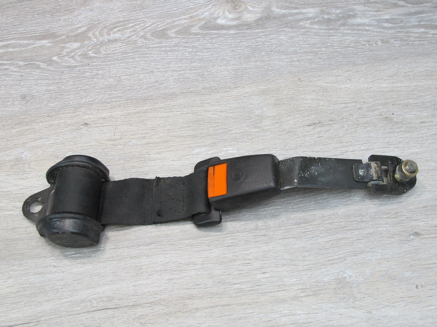 83-86 PORSCHE 928 S REAR LEFT & RIGHT SIDE SEATBELT RETRACTOR SET OEM
