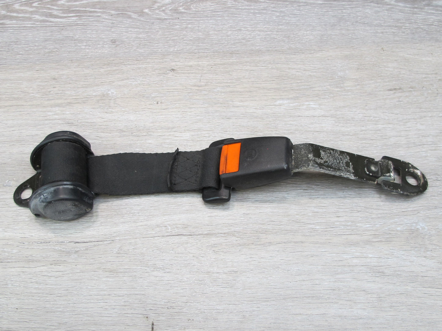 83-86 PORSCHE 928 S REAR LEFT & RIGHT SIDE SEATBELT RETRACTOR SET OEM