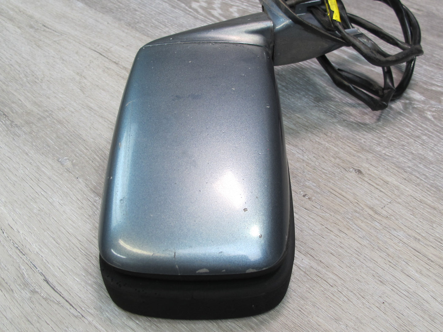 1984-1985 Porsche 928 S Front Right Side View Exterior Door Mirror Gray