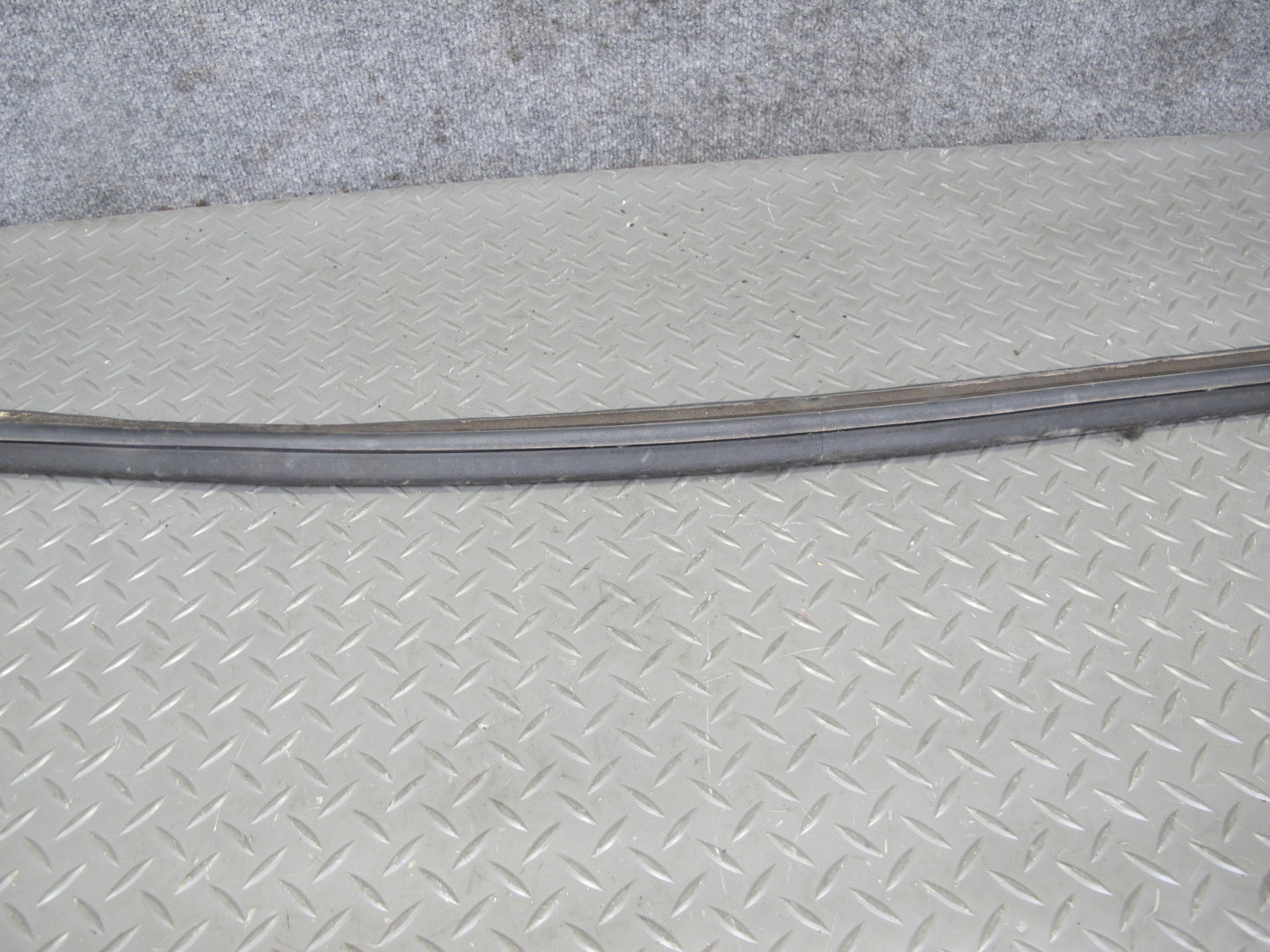 77-85 Mercedes W123 Sedan Rear Glass Window Weatherstrip Rubber Seal Trim Set