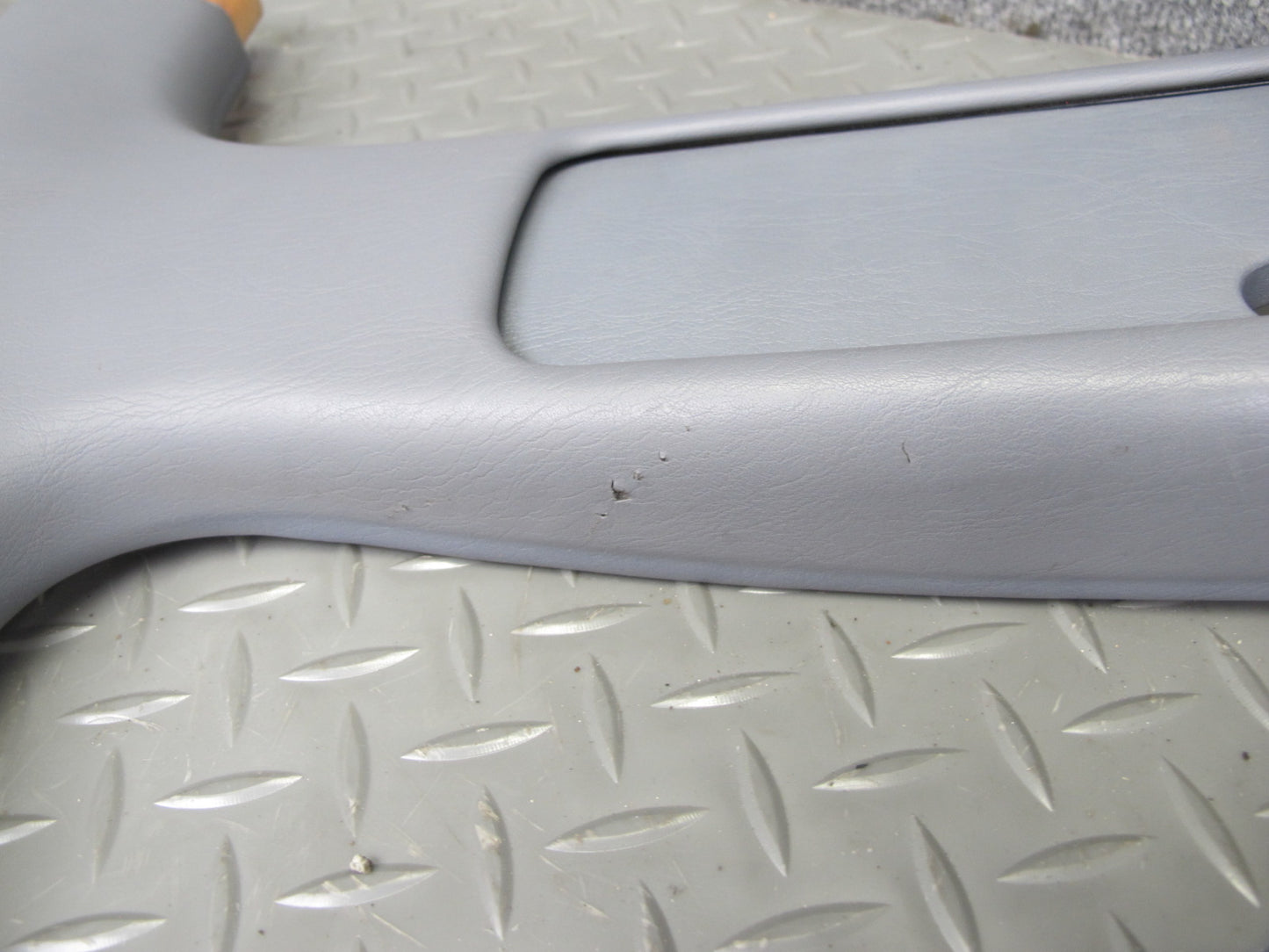 98-00 Lexus UCF20L LS400 Set of 2 Front Left & Right B Pillar Trim Cover OEM