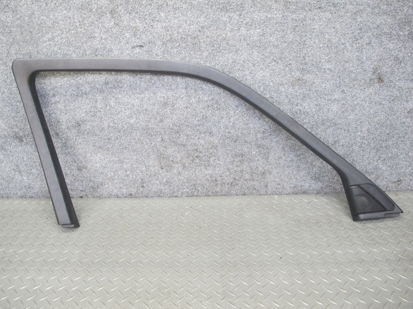 95-00 Lexus UCF20L LS400 Set of 2 Front Door Window Frame Trim Cover Panel OEM