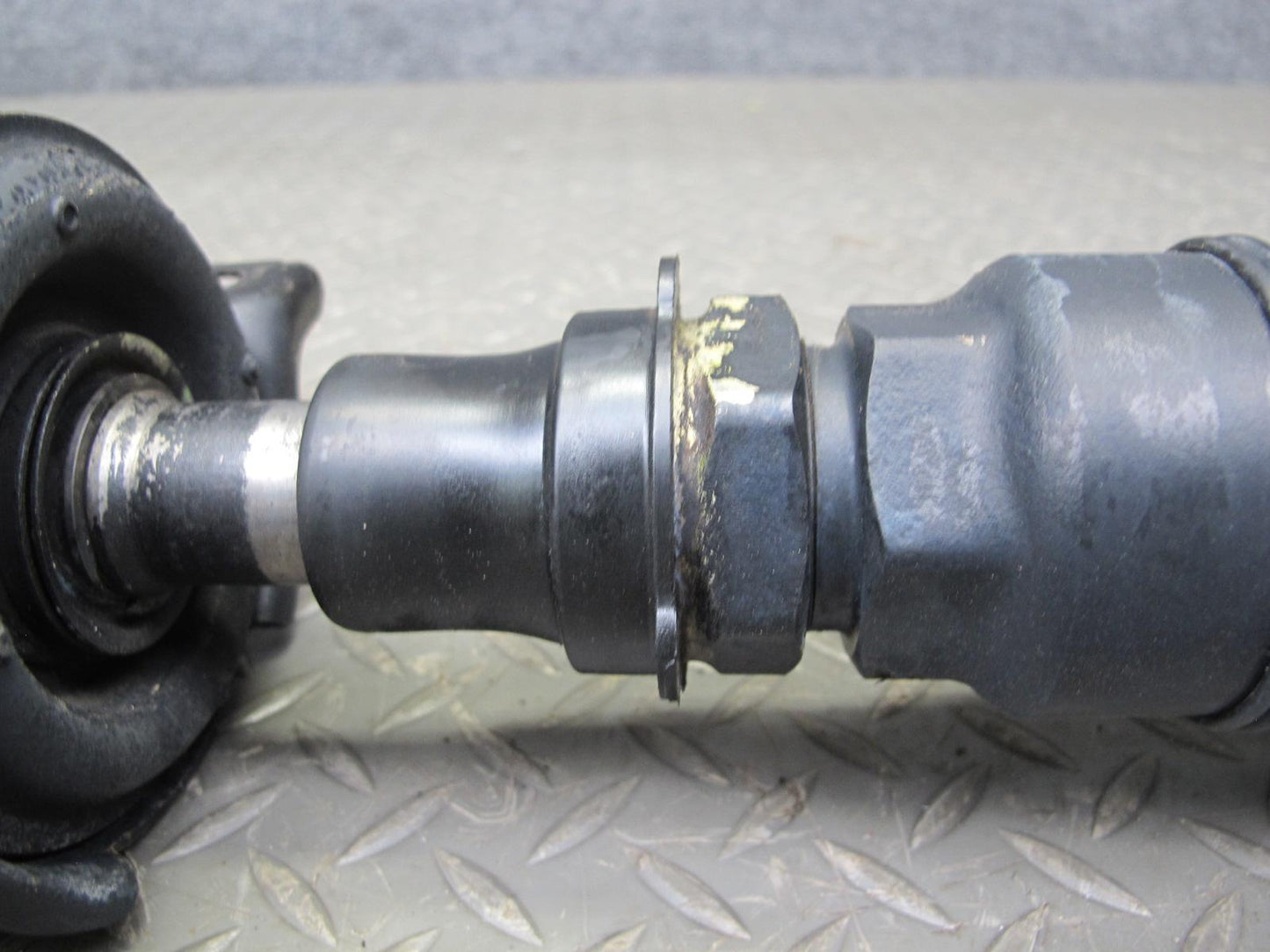 98-00 Lexus UCF20L LS400 RWD A/T Automatic Rear Drive Shaft Driveshaft OEM