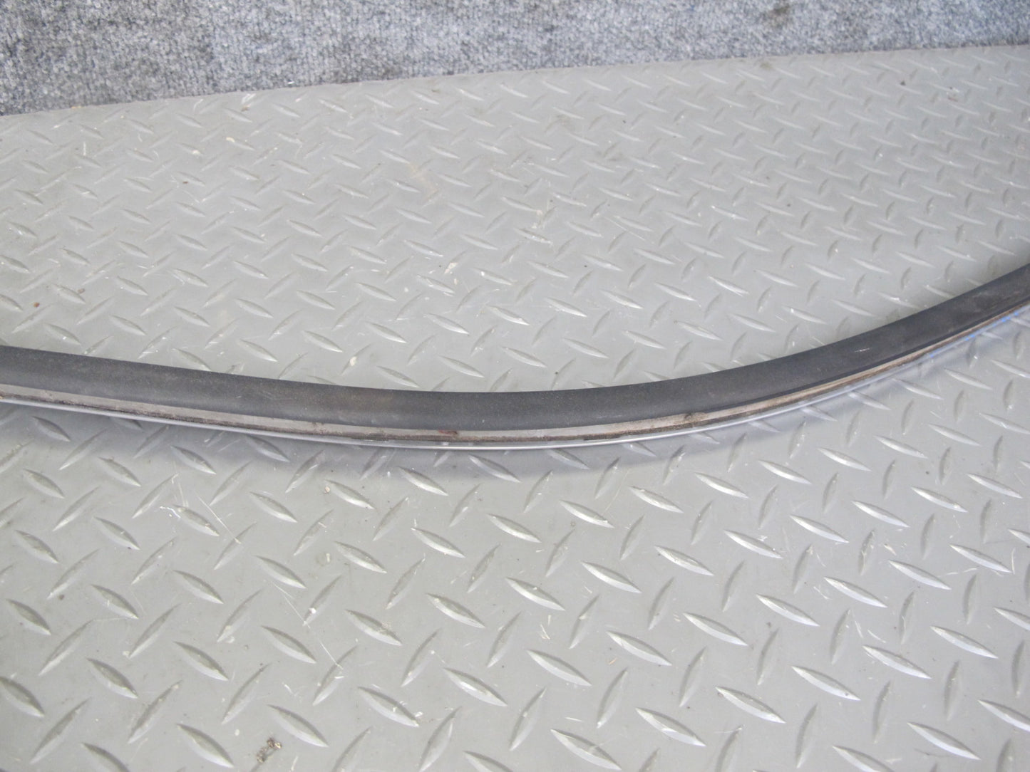 91-95 Toyota SW21L MR2 Set of 4 Left & Right Door Weatherstrip Molding OEM