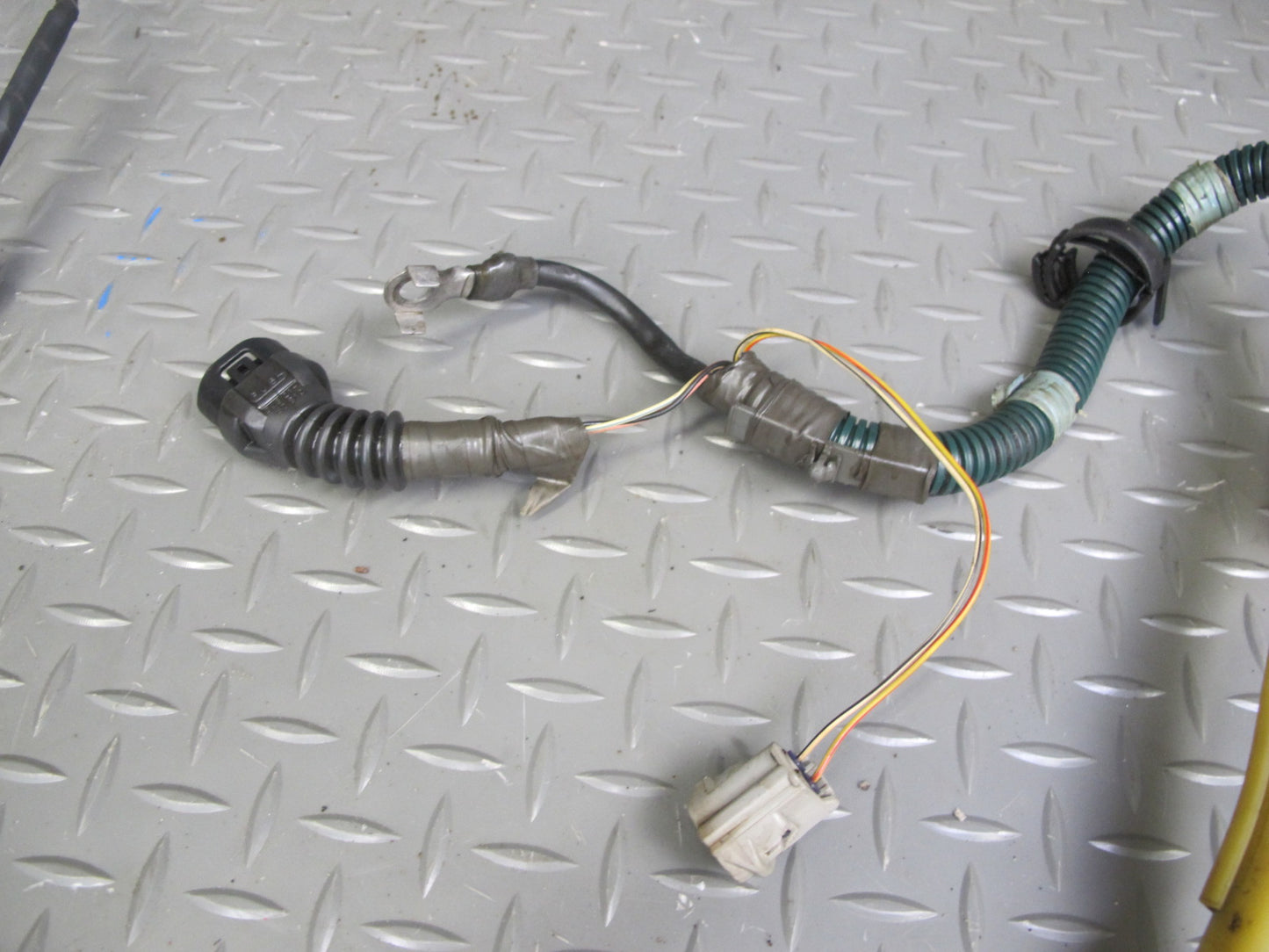98-00 Lexus UCF20L LS400 Engine Bay Wire Wiring Harness OEM