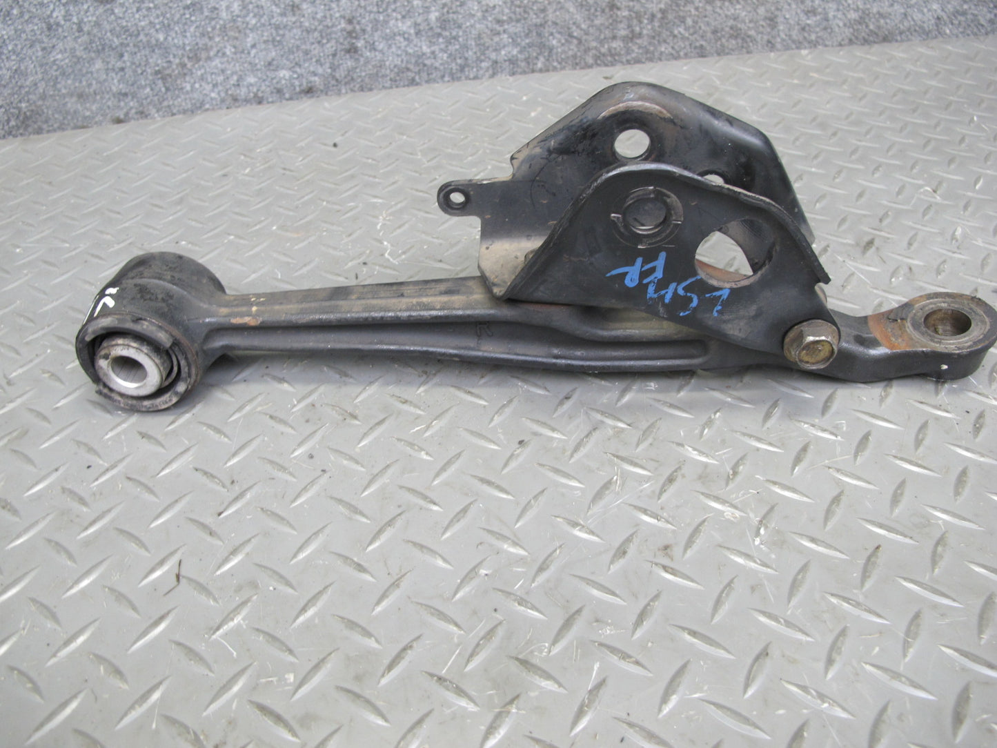 95-00 Lexus UCF20L LS400 Front Right Upper & Lower Control Arm Set OEM
