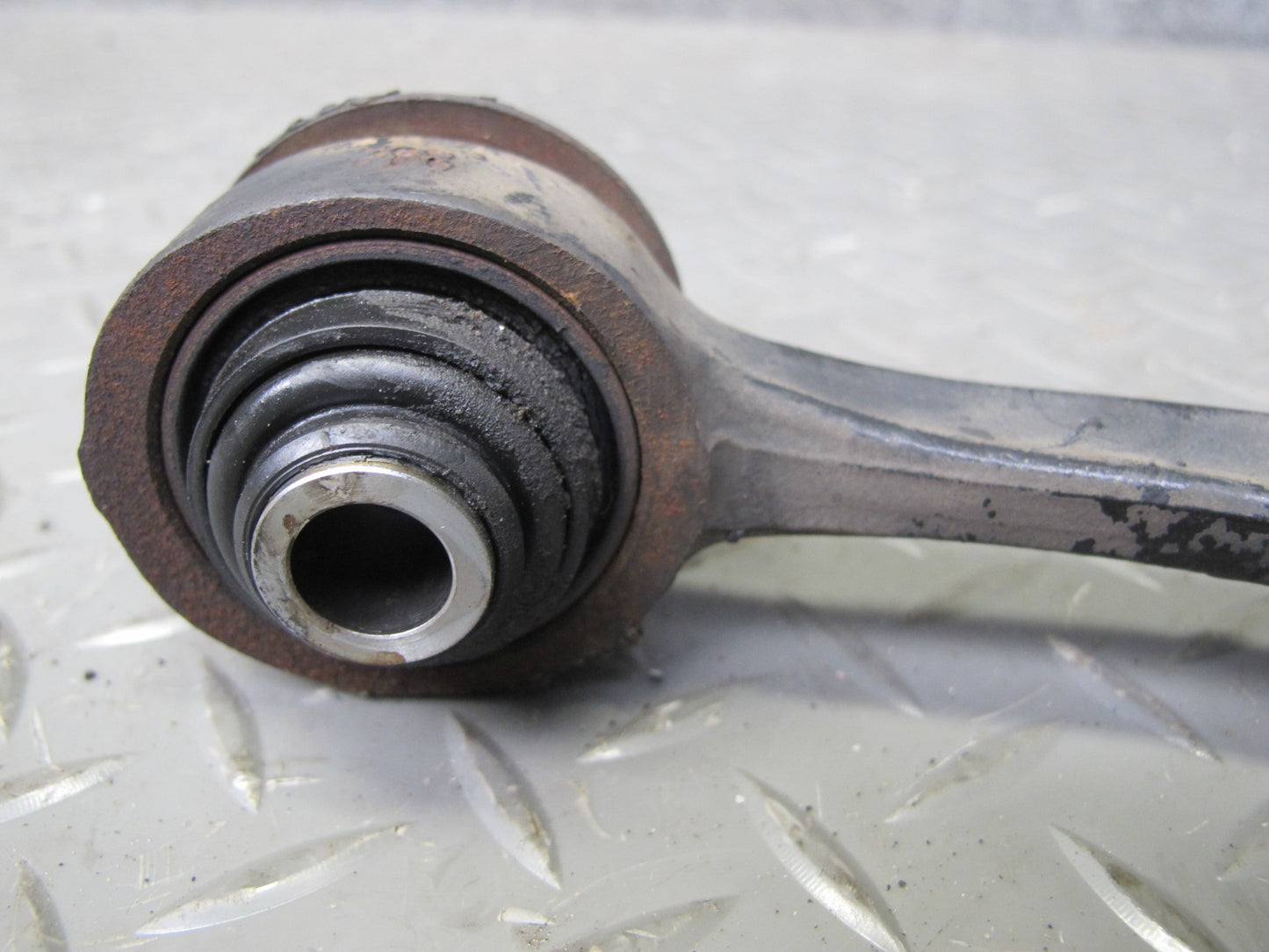 95-00 Lexus UCF20L LS400 Front Right Upper & Lower Control Arm Set OEM