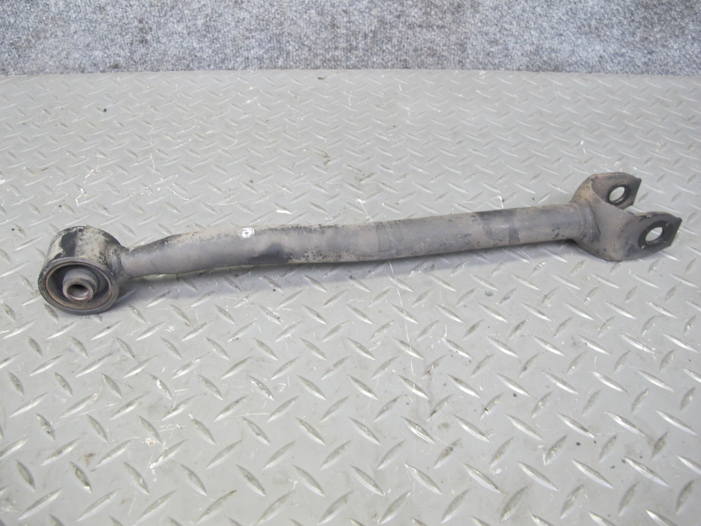 98-00 Lexus UCF20L LS400 Rear Right Upper & Lower Control Arm Set OEM
