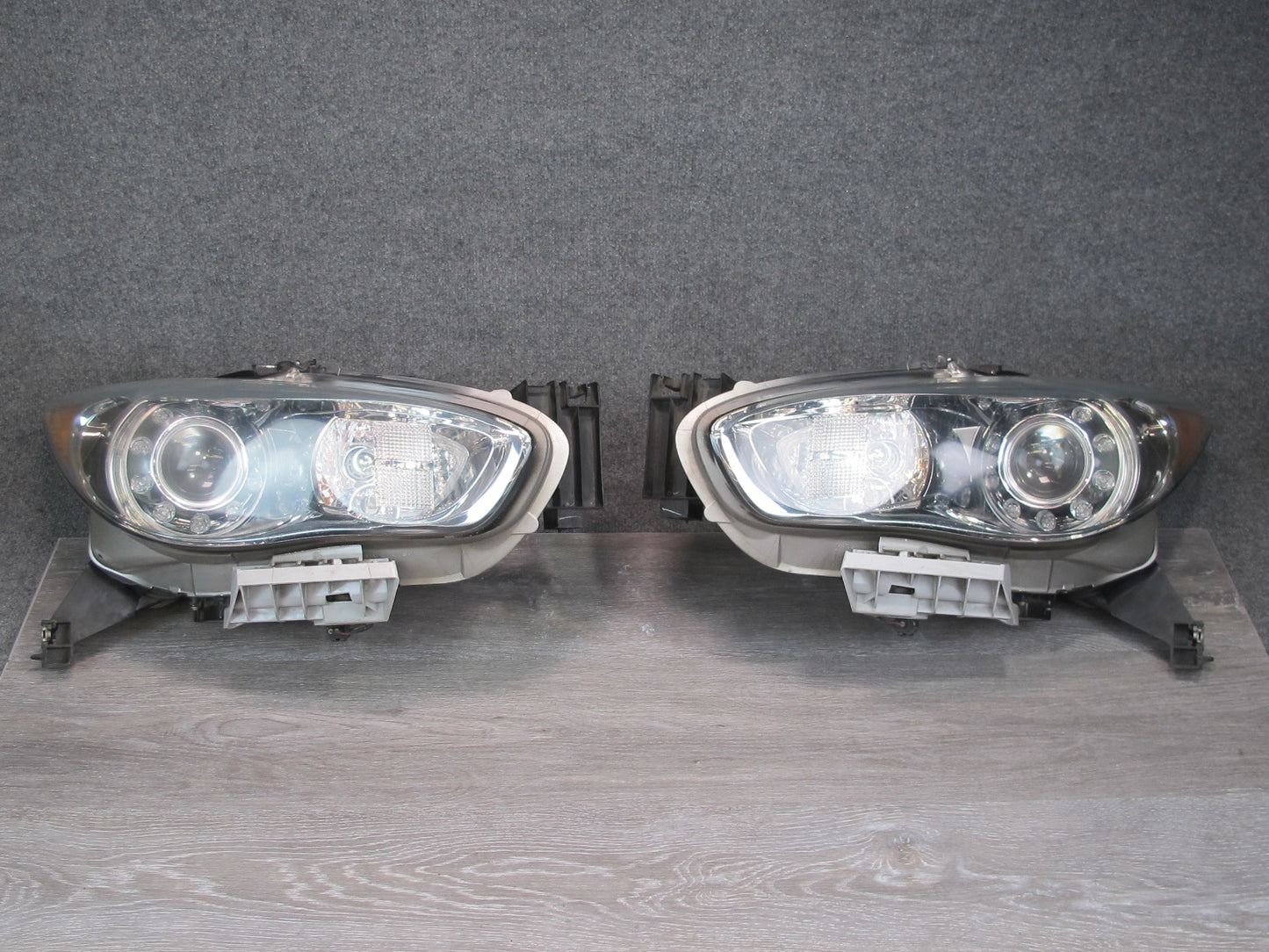 2013-2015 Infiniti JX35 QX60 Front Right Left Side Xenon HID Headlight Lamp Set