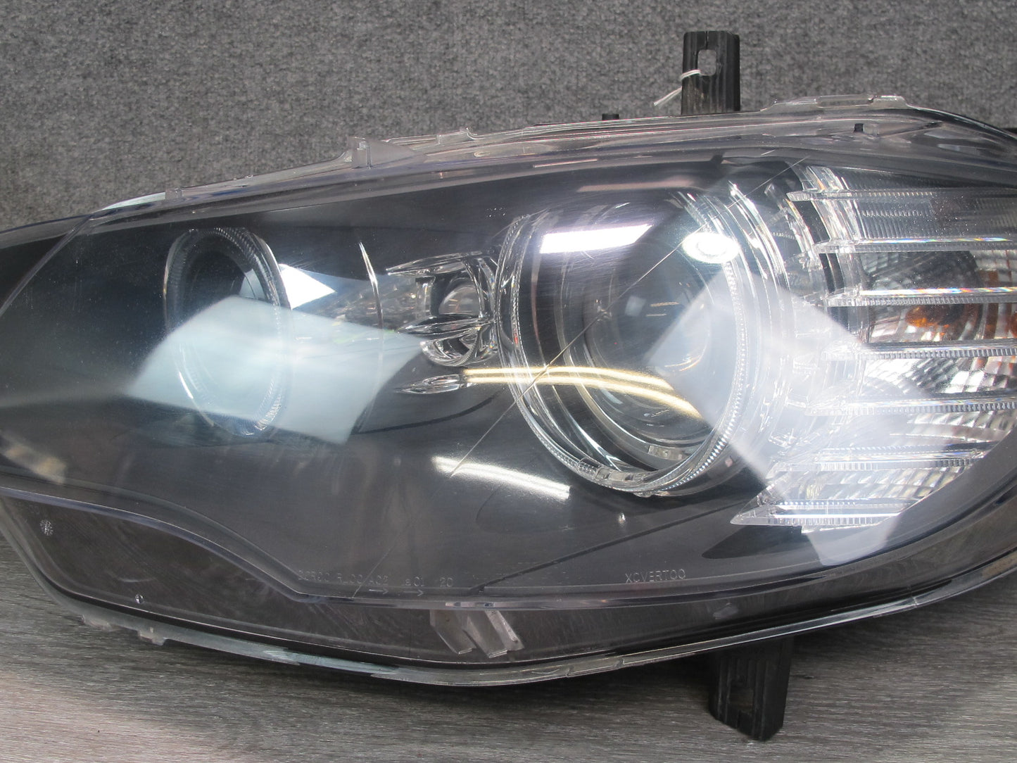 2008-2014 BMW E71 E72 X6 Front Left  Xenon HID Adaptive Headlight Lamp 7179937