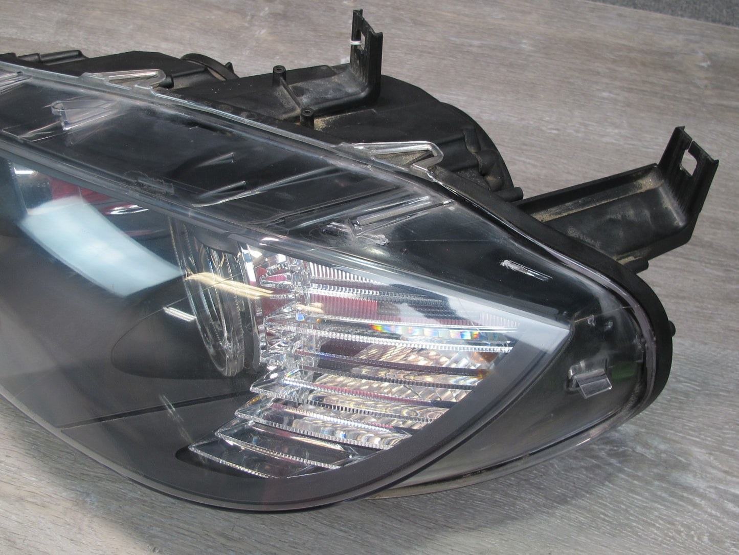 2008-2014 BMW E71 E72 X6 Front Left  Xenon HID Adaptive Headlight Lamp 7179937