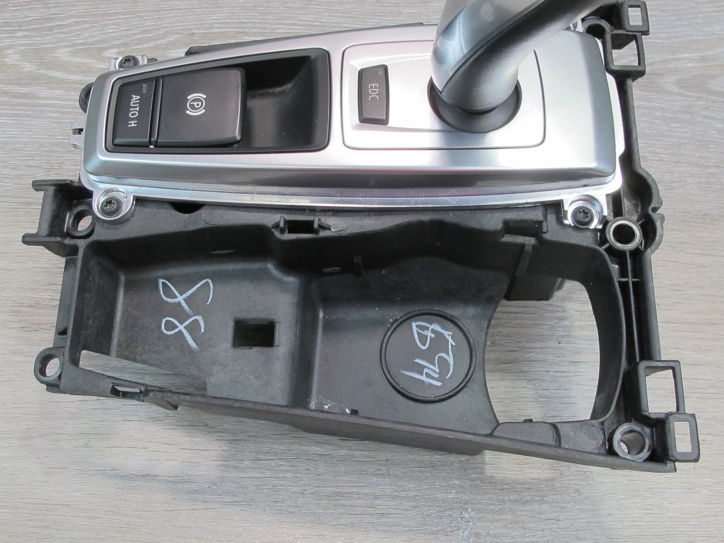 10-14 BMW E70 E71 X5M X6M A/T Automatic Transmission Gear Shifter Selector OEM
