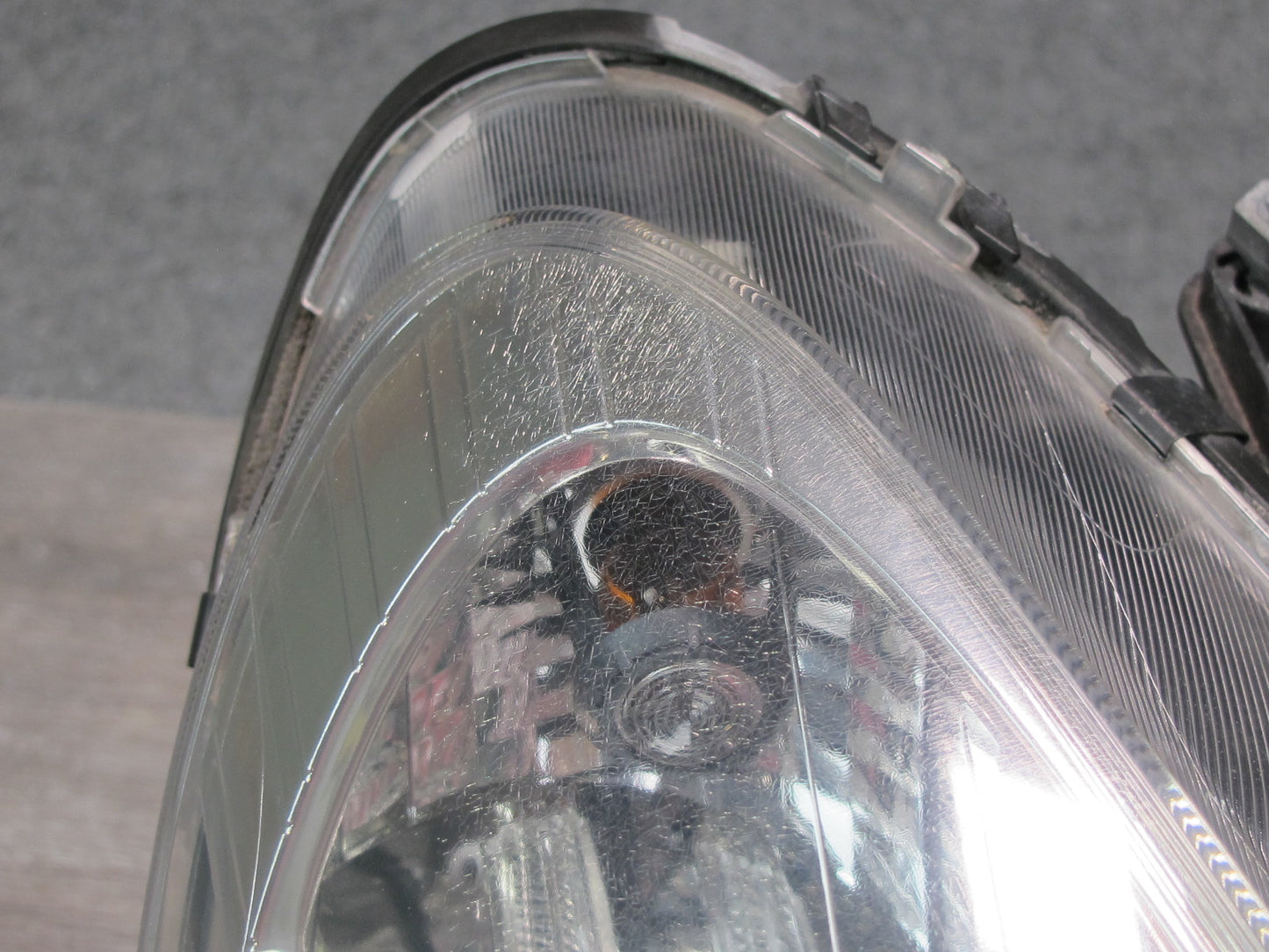 09-12 Mercedes R230 Sl-class Front Right BI Xenon Headlight Lamp OEM