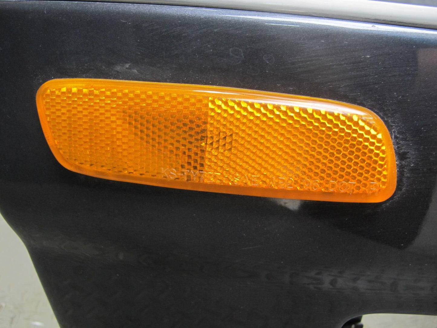 98-00 Lexus UCF20L LS400 Front Bumper Cover Black OEM
