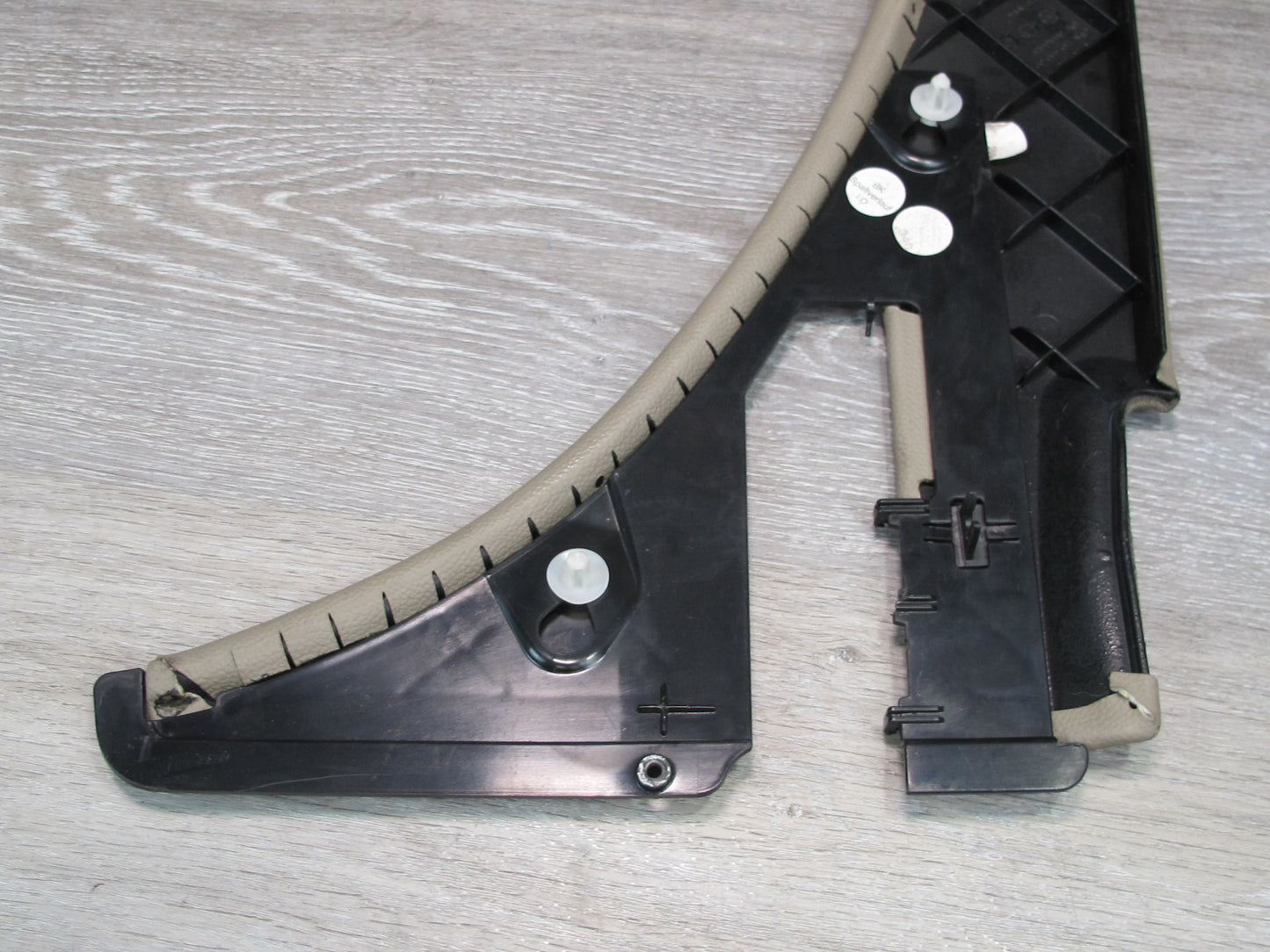 03-06 Mercedes R230 Rear Left Quarter Hinge Flap Trim Edge Cover Beige OEM